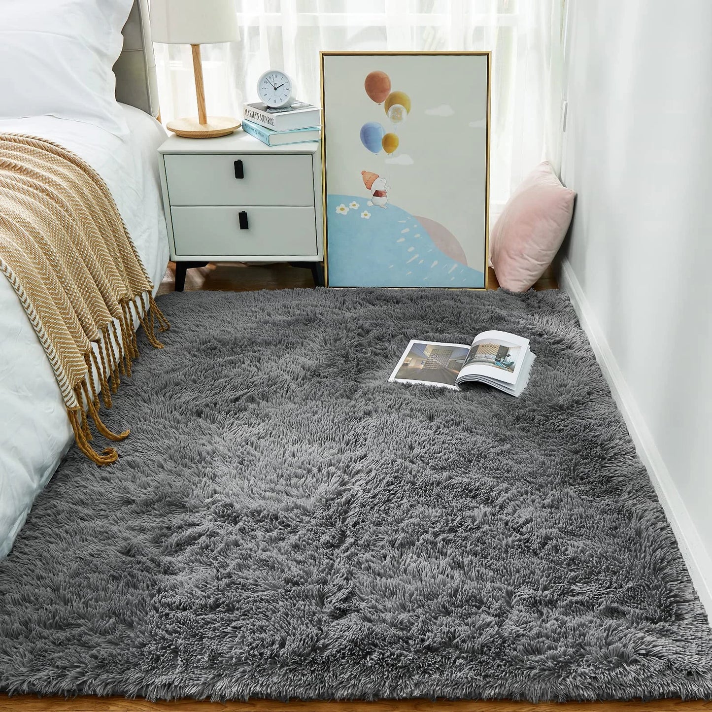 Living Room Plush Velvet Rug
